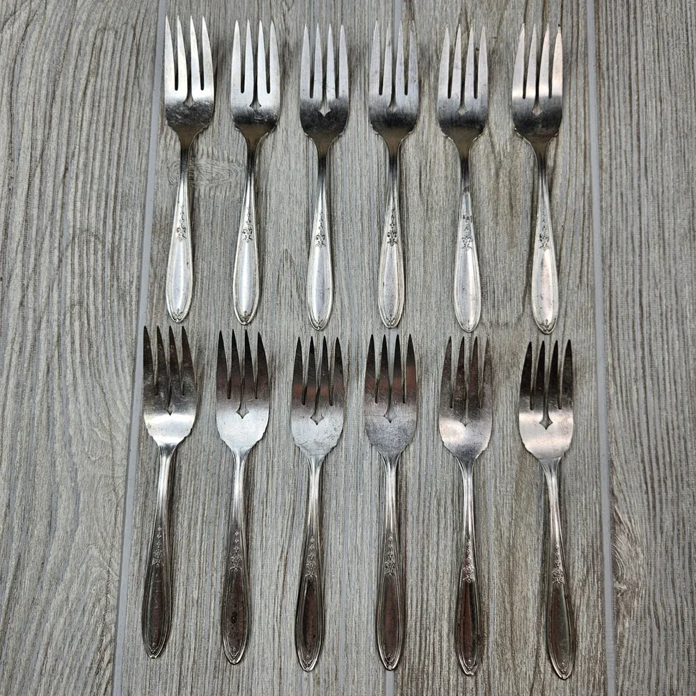 Niagara Merced Silverplate Salad Forks 12 Pieces Vintage Floral Pattern